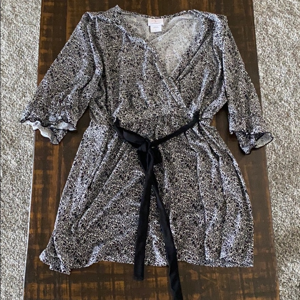 Maternity dressy top